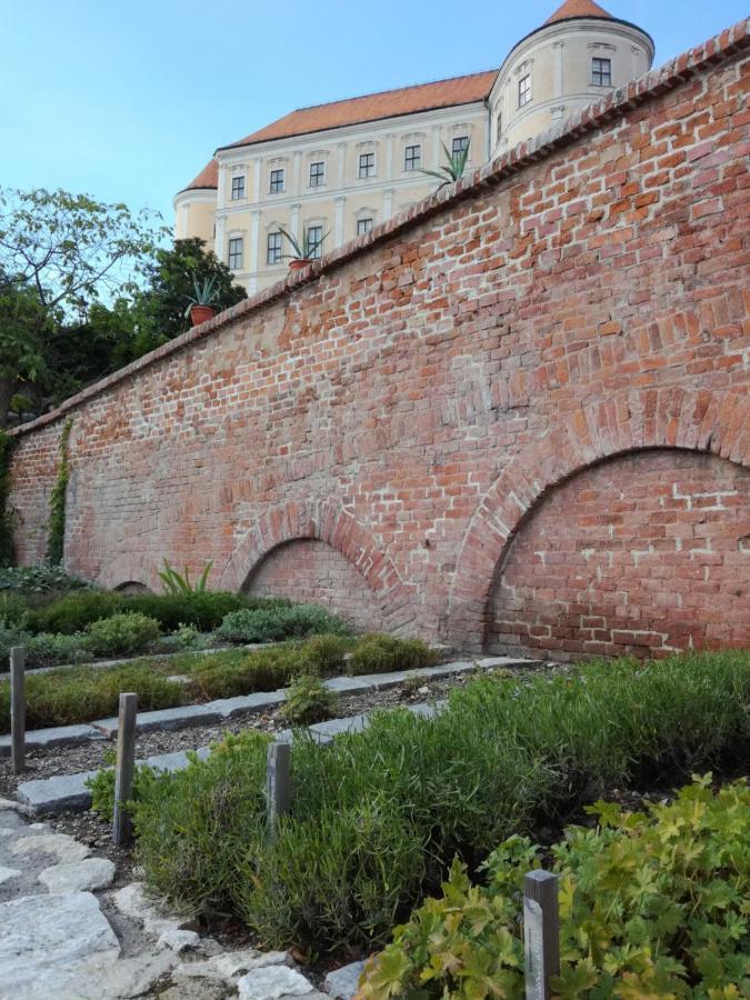 Apartman Sysel Appartement Mikulov Buitenkant foto