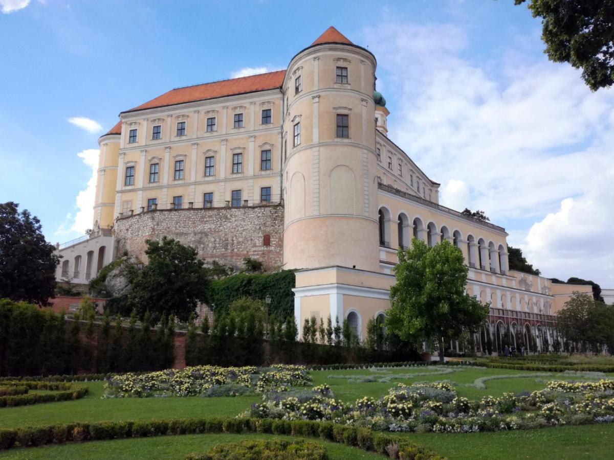 Apartman Sysel Appartement Mikulov Buitenkant foto